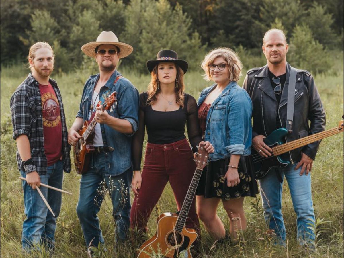 Abby Kay Band at the Lake County Fair